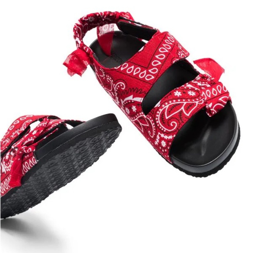 ARIZONA LOVE
Apache Bandana Sandals